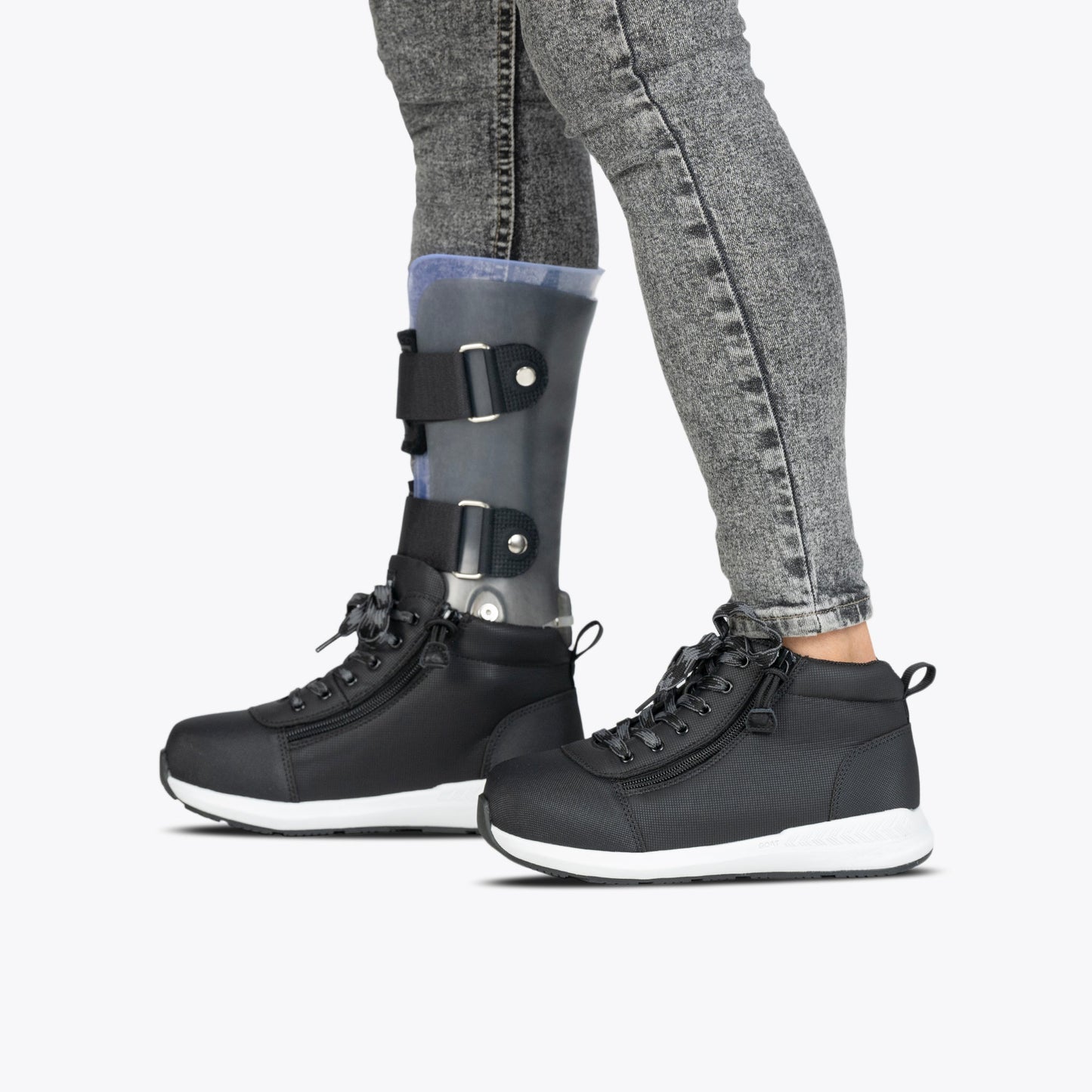 Robuster schwarzer BILLY Goat DZ High