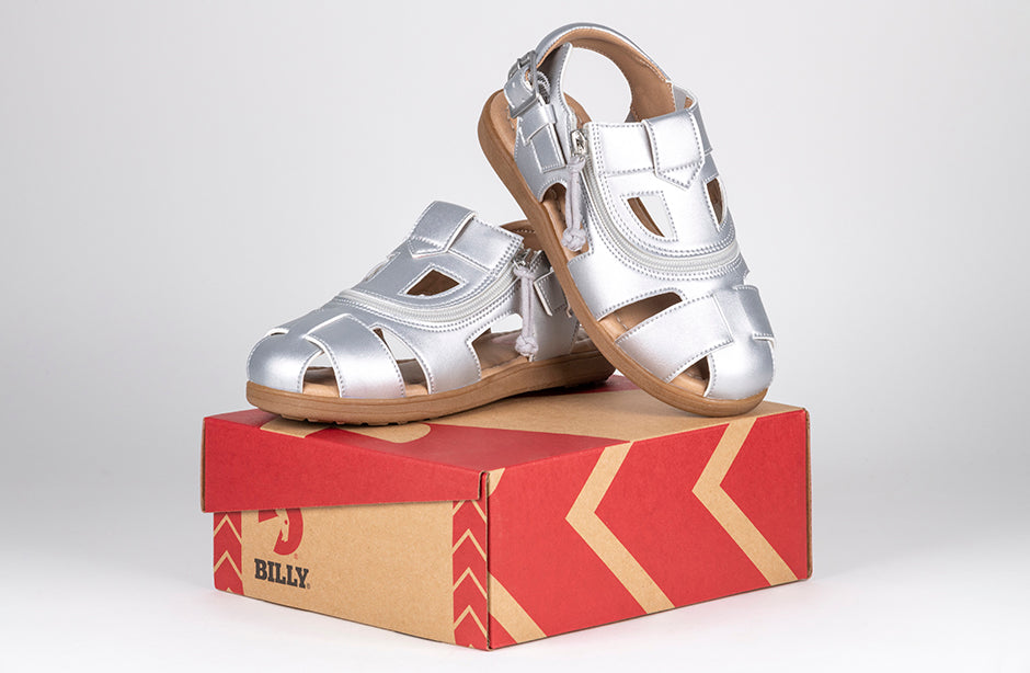 Silberne BILLY-Sandalen