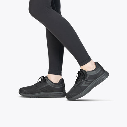 Schwarz bis zum Boden BILLY Sport Inklusion